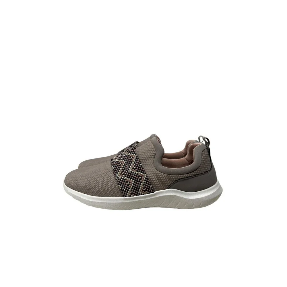 Clarks Shoes Women's Size 9 W Taupe Chevron Cloudsteppers Slip On